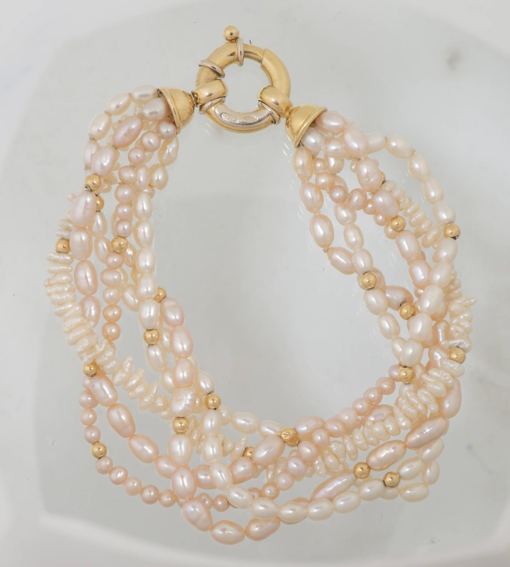 Bucherer, parure en perles d'eau douce à 6 rangs avec perles intercalaires en or [...] - Bild 6 aus 7