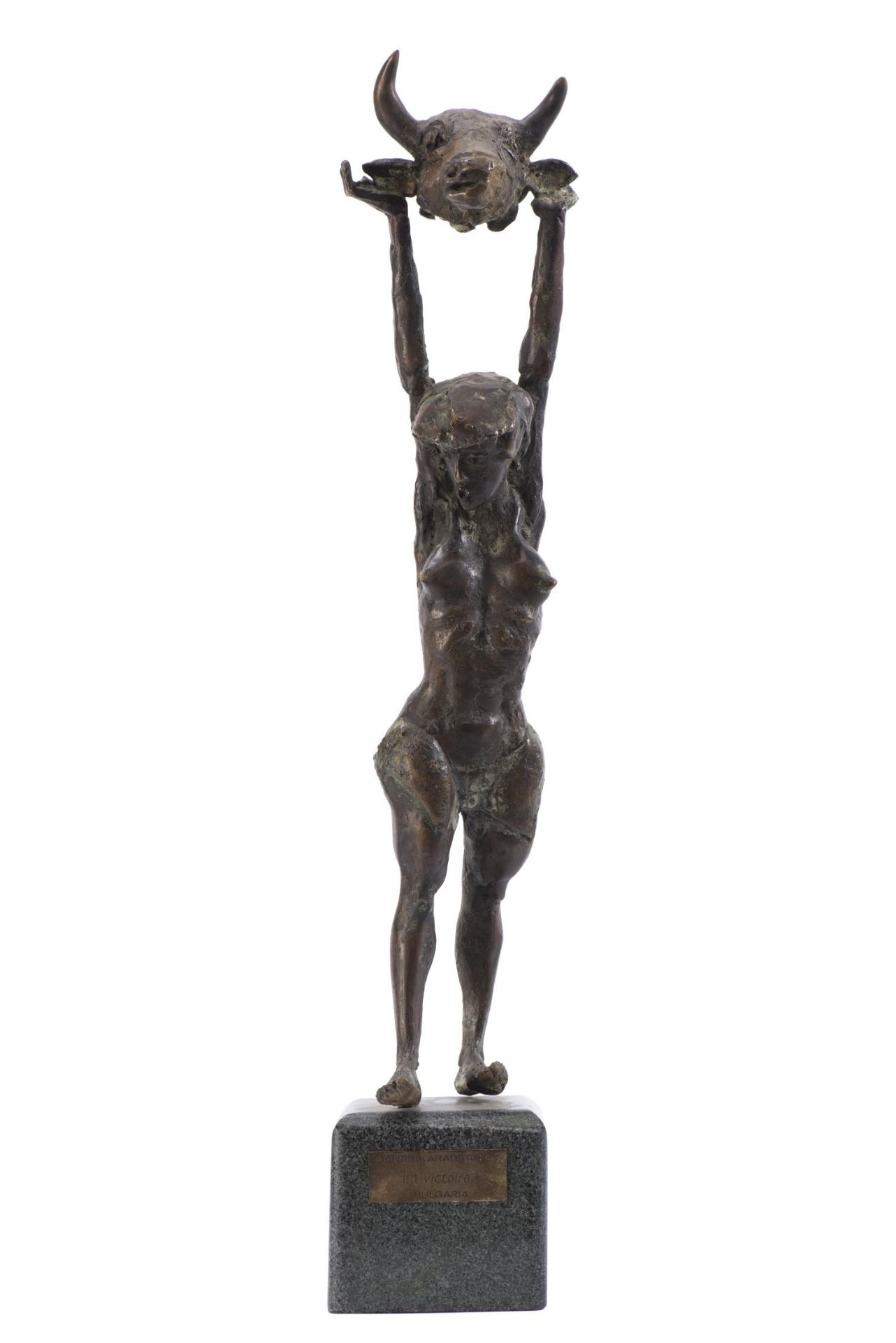 Atanas KARADECHEV (1955) "La Victoire". Bronze à patine brune. H. 39 cm - - [...]