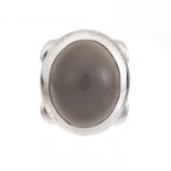 Tamara Comolli, bague en or .750 et pierre de lune grise de env. 12 cts. T. 52 Poids [...]