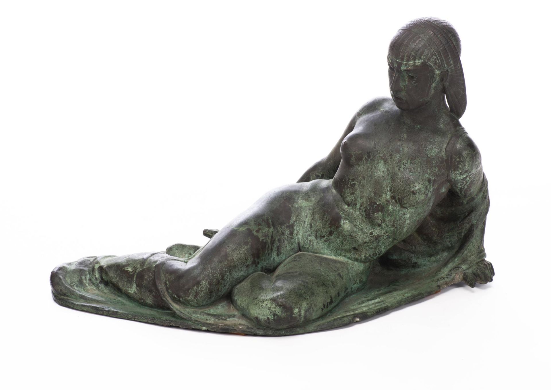 П (Pi) (Russie) Bronze à patine verte de Cléopâtre datée 1917 au dos. H. [...]