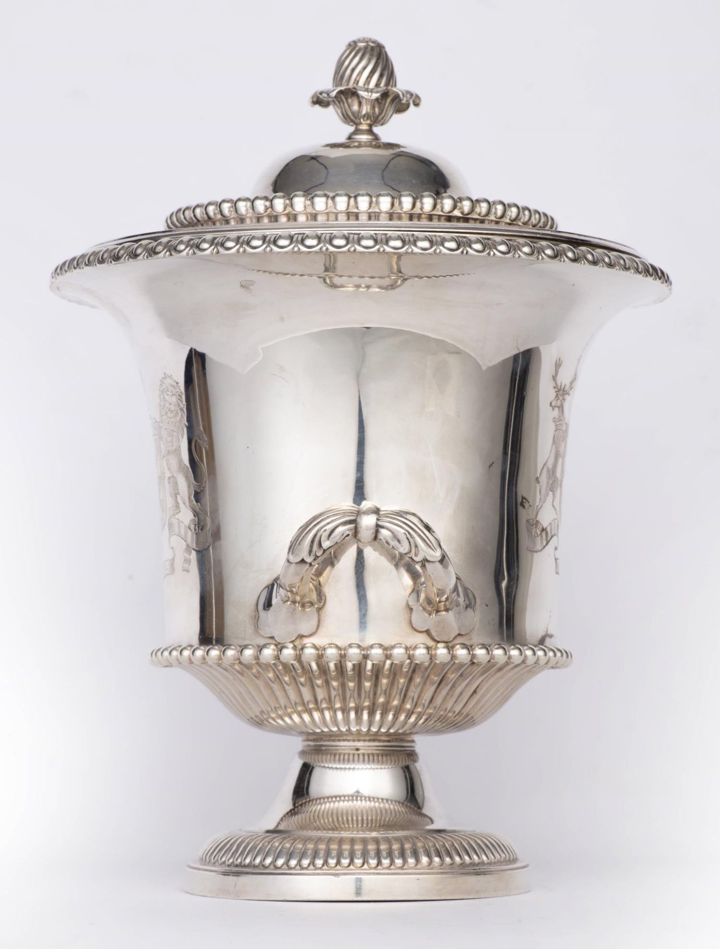 Cratère à couvercle en argent anglais sterling .925 de Londres de 1813 par BS aux [...] - Image 2 of 8