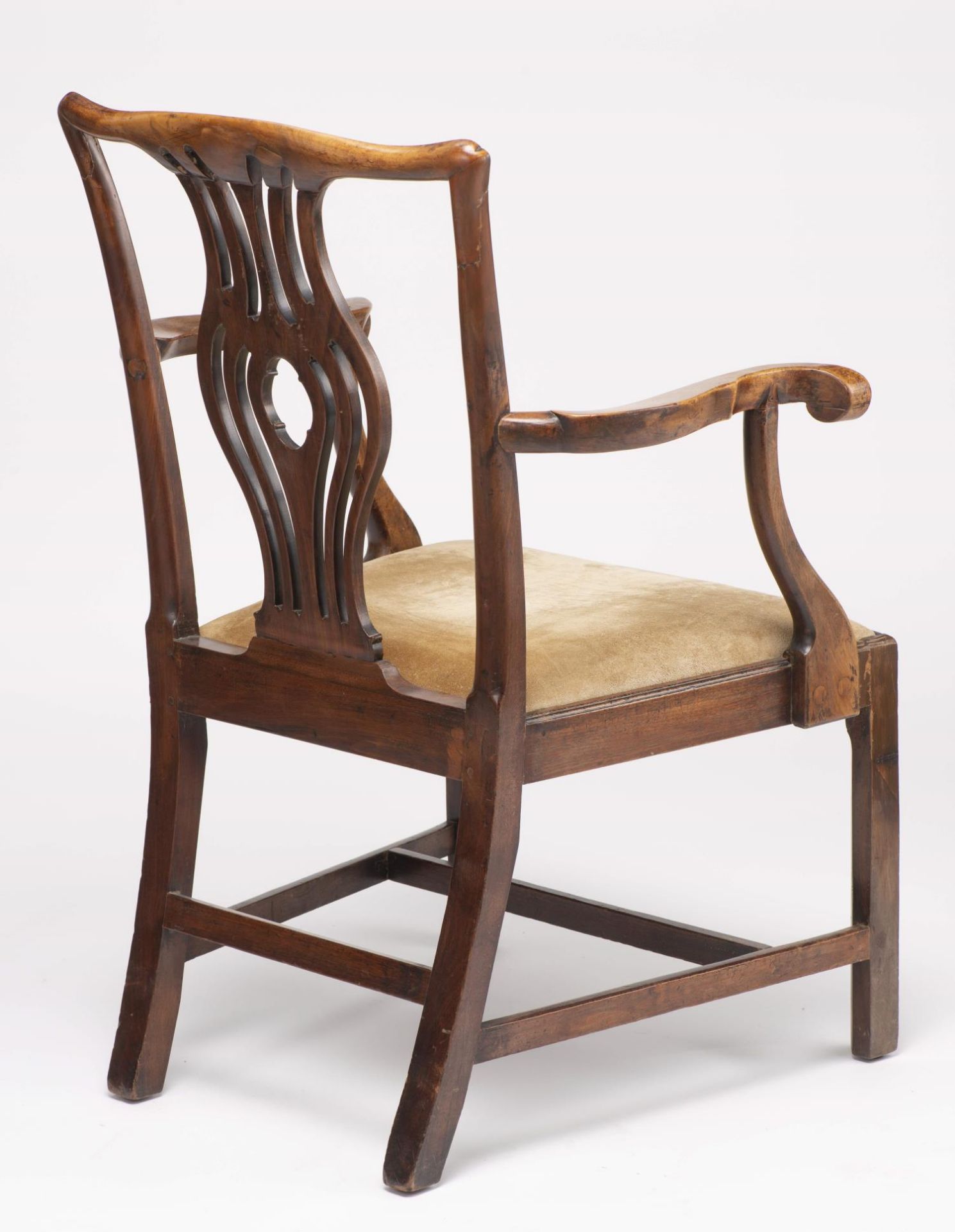 Fauteuil anglais Georges III en acajou à dossier lyre. H. 99.5x71.5x51.5 cm - Prix [...] - Image 2 of 3