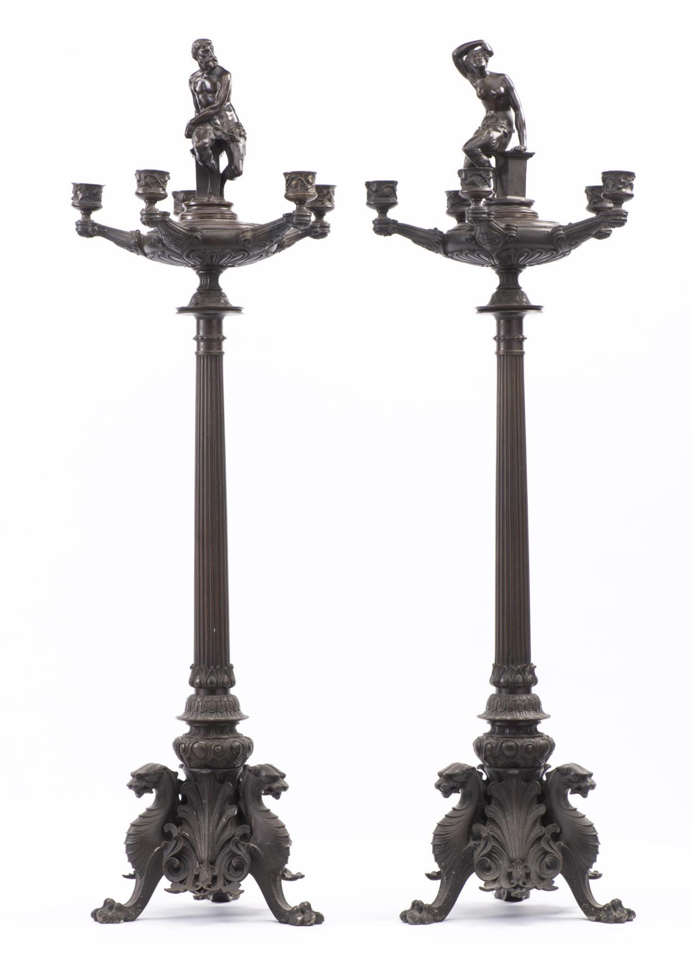 Paire de candélabres en bronze Nap. III, fût cannelé terminé par un piétement [...]