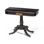 Table de jeu d'époque Nap. III d'Italie en bois noirci et décor sculpté imitant le [...]