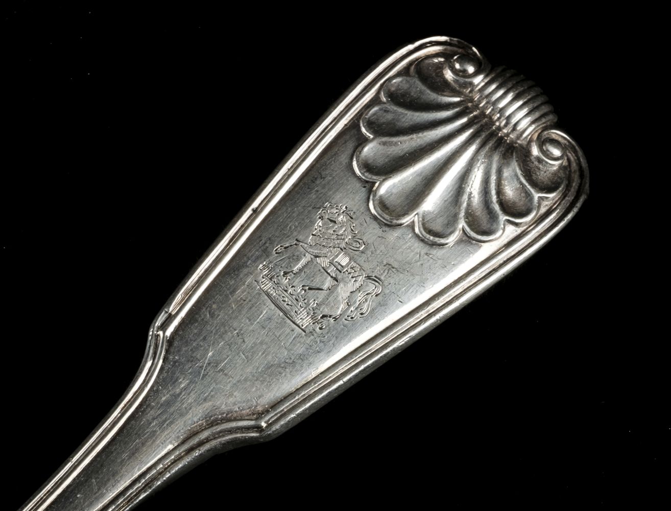 * Paul Storr. A George III silver cheese scoop by Paul Storr, London 1817 - Bild 3 aus 3