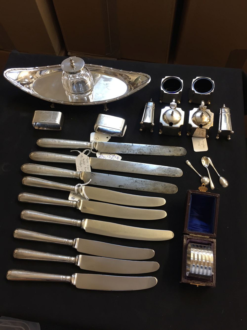 * Mixed Silver. A mixed collection of silver items