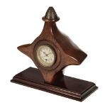 * Propeller. A WWI period propeller clock