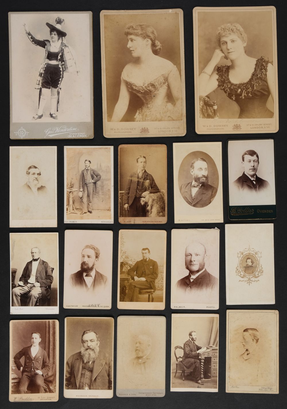 * Cartes de visite. A large collection of approximately 750 cartes de visite, c. 1860s/1880s - Image 5 of 8