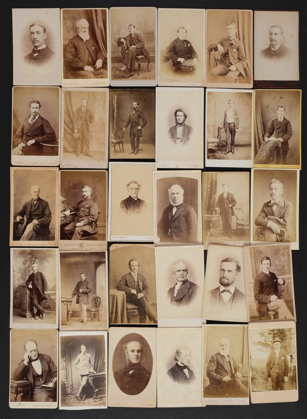 * Cartes de visite. A large collection of approximately 750 cartes de visite, c. 1860s/1880s - Image 8 of 8