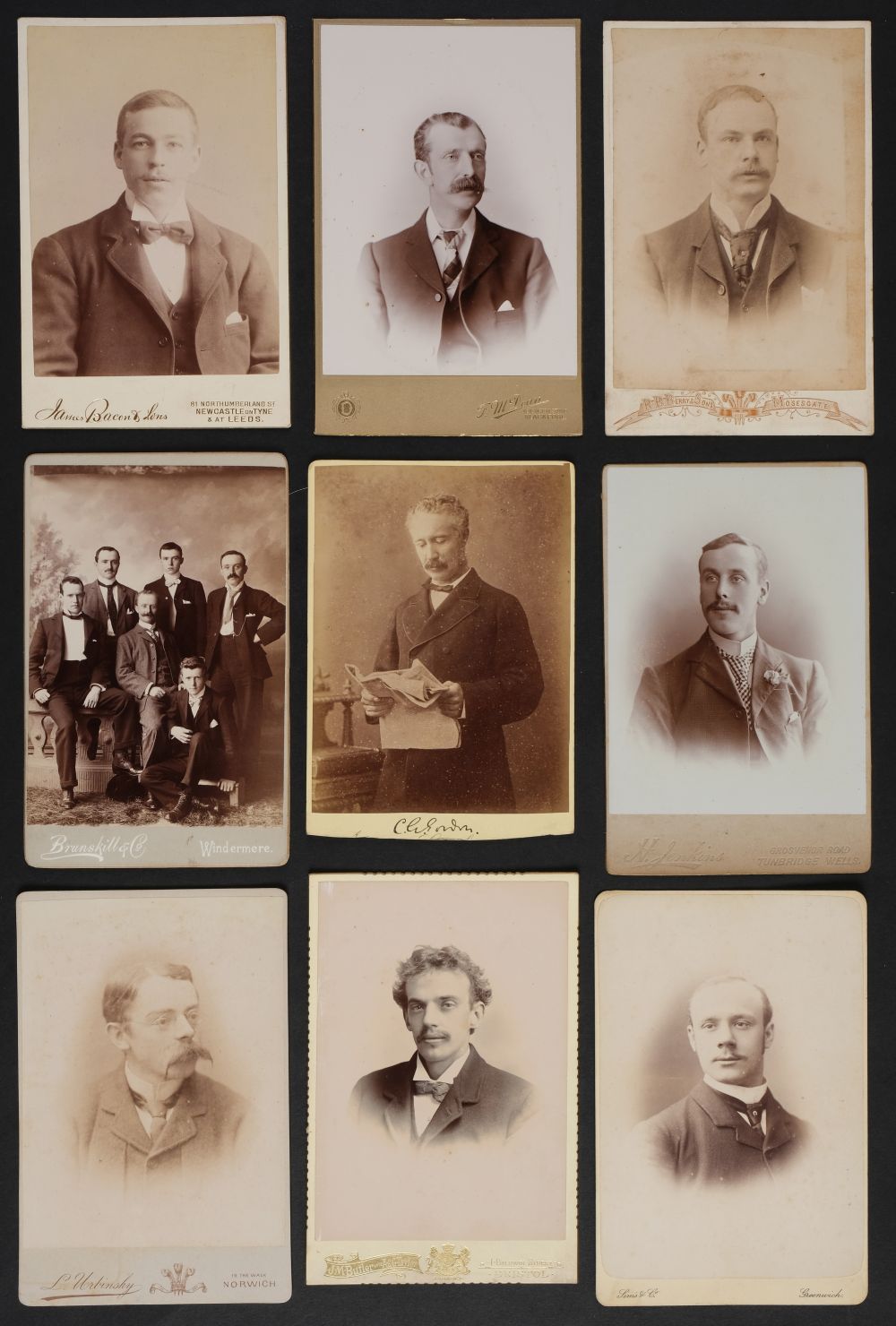 * Cartes de visite. A large collection of approximately 750 cartes de visite, c. 1860s/1880s - Image 3 of 8