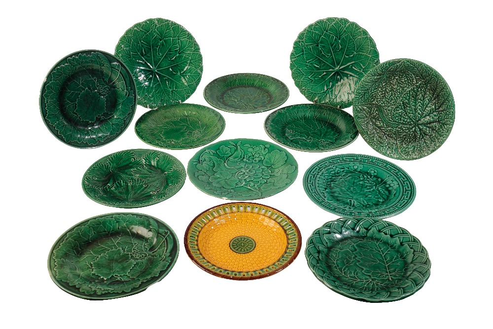 FOURTEEN MAJOLICA PLATES