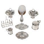 SMALL QUANTITY OF HALLMARKED SILVER