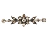 A VICTORIAN DIAMOND FLORAL BAR BROOCH