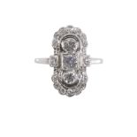 AN ART DECO DIAMOND CLUSTER RING