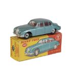 DINKY TOYS 2 1/2 LITRE V8 DAIMLER (146)