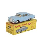 DINKY TOYS MERCEDES BENZ 220 SE (186)