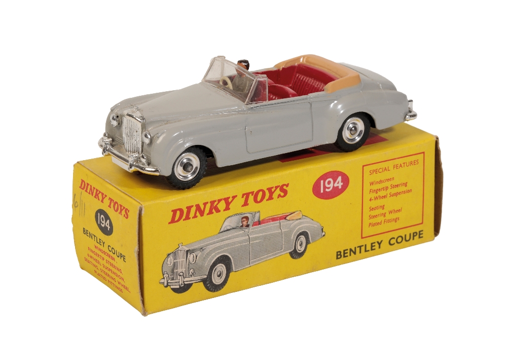 DINKY TOYS BENTLEY COUPE (194)