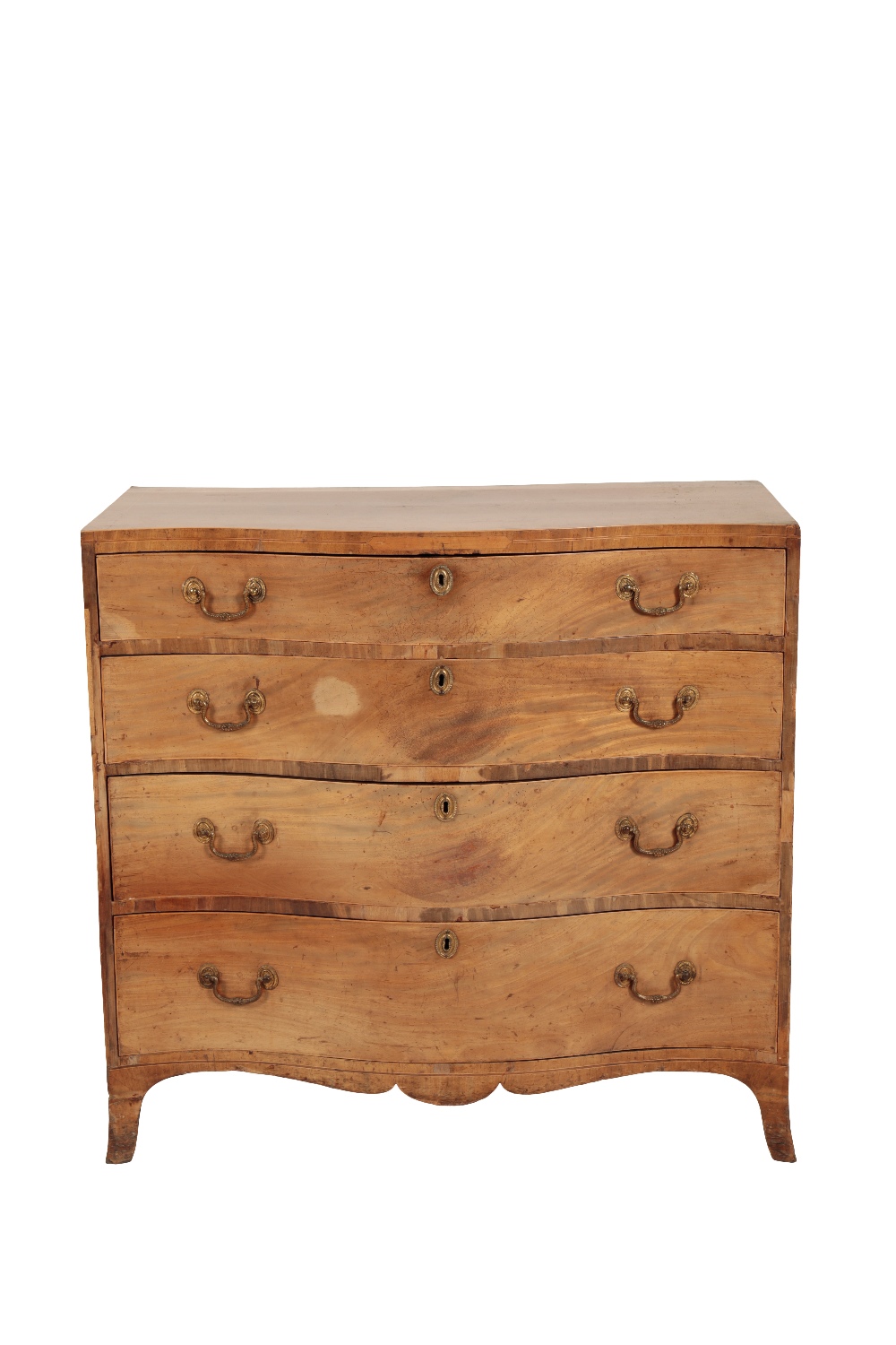 A GEORGE III MAHOGANY SERPENTINE FRONT CHEST OF DRAWERS,