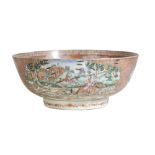 RARE CHINESE EXPORT 'MANDERIN PALETTE' FOXHUNTING BOWL, QIANLONG PERIOD