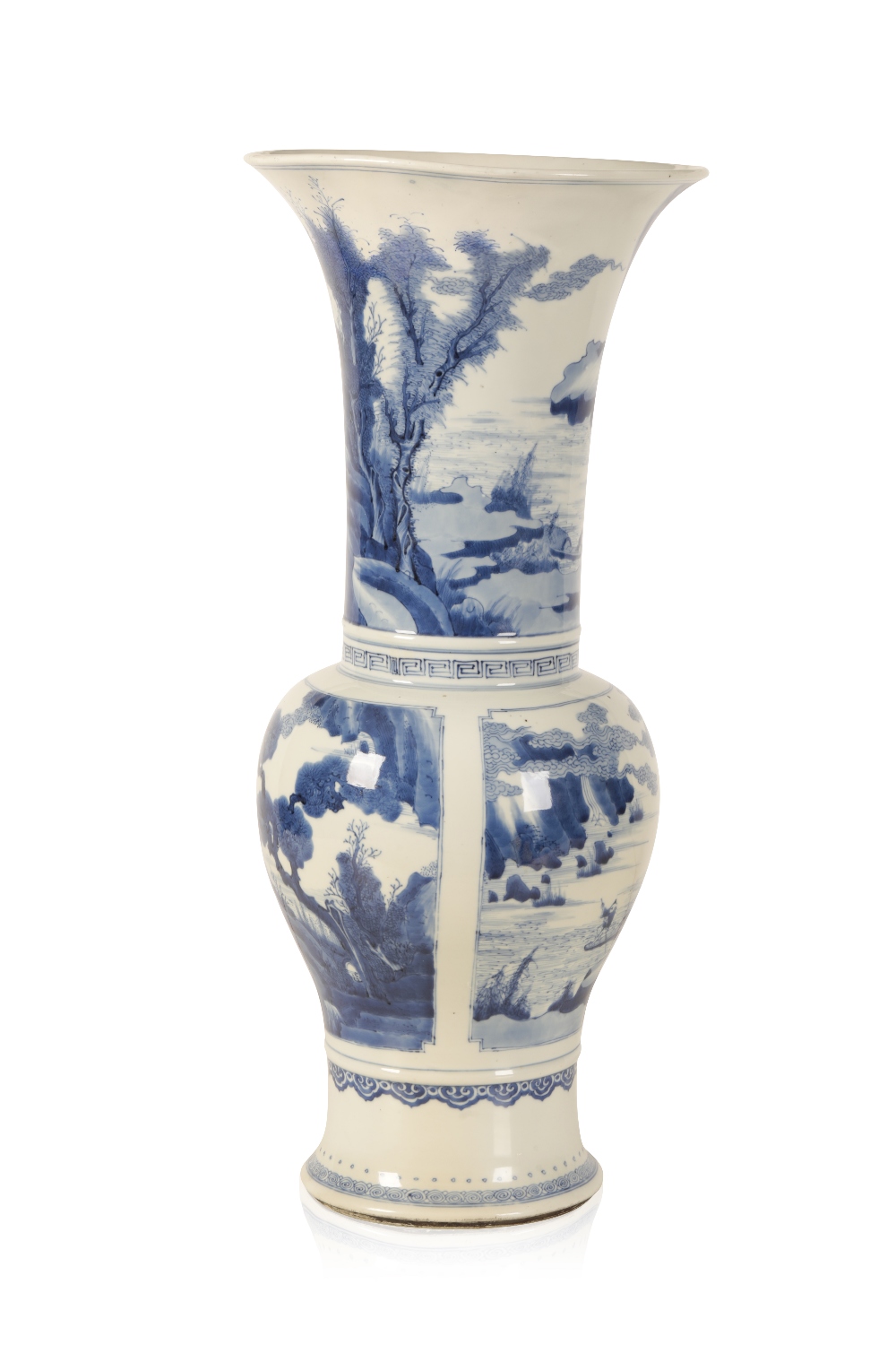 LARGE BLUE AND WHITE 'LANDSCAPE' YEN YEN VASE, KANGXI PERIOD - Image 2 of 6