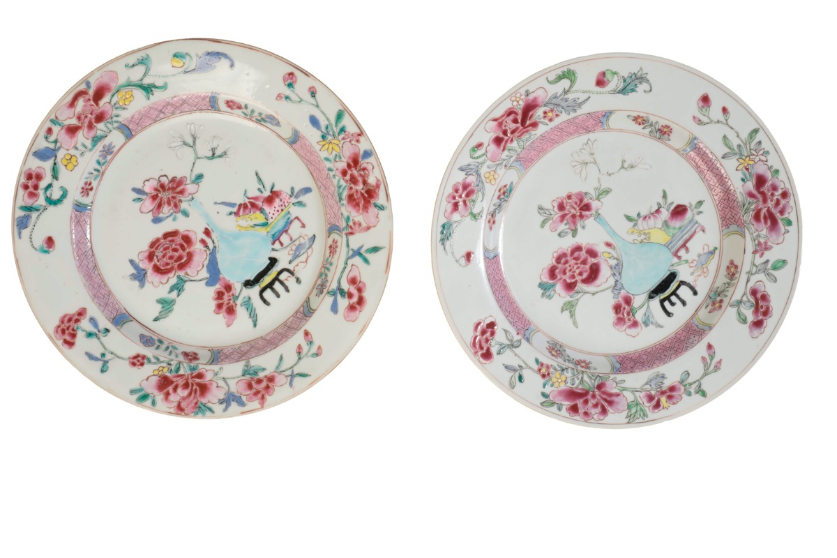 PAIR OF FAMILLE ROSE DISHES, QIANLONG PERIOD