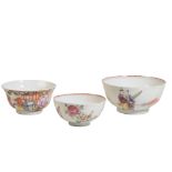 THREE CHINESE EXPORT FAMILLE ROSE BOWLS, QING DYNASTY, 18TH CENTURY