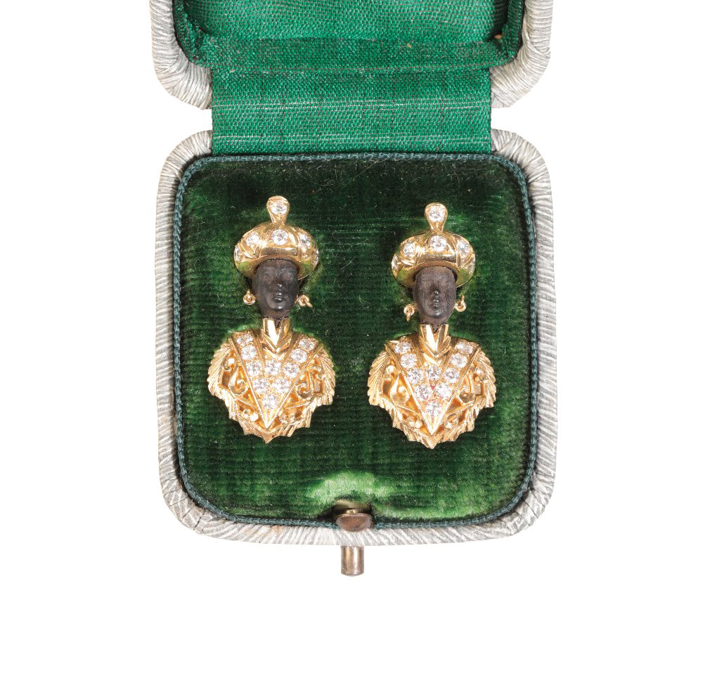 A PAIR OF NARDI CLASSIC MORETTO BLACKAMOOR EARRINGS IN 18CT YELLOW GOLD SET WITH DIAMONDS - Image 2 of 2