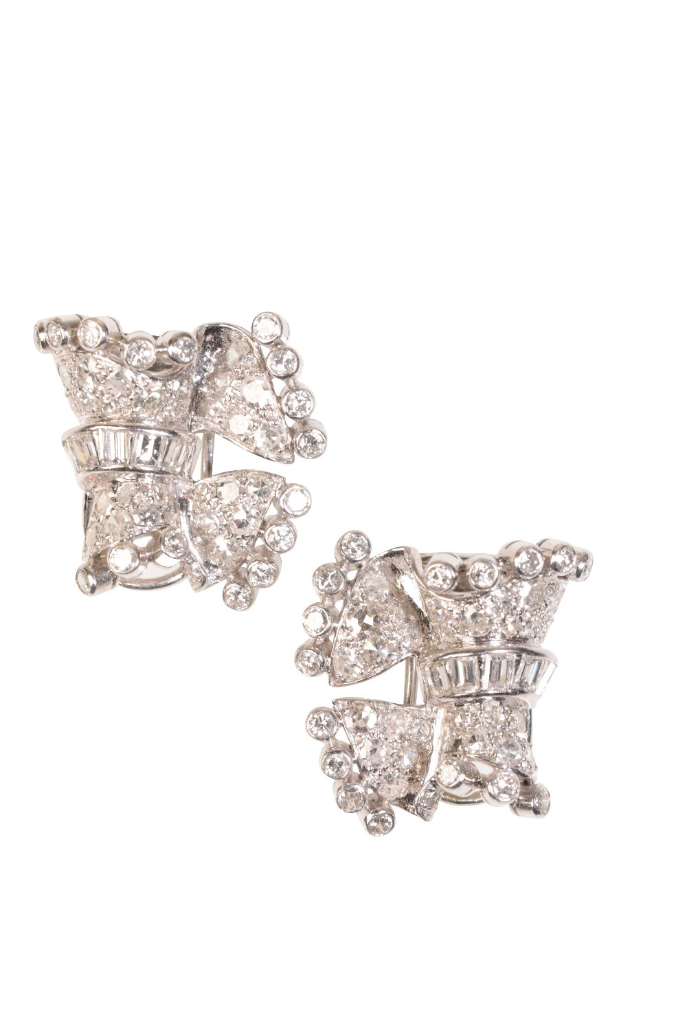 A PAIR OF 1950'S DIAMOND SET BOW CLIP EARRINGS - Image 2 of 2