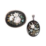 A VICTORIAN PIETRA DURA ASHFORD MARBLE BROOCH