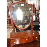 A GEORGE III MAHOGANY BOX BASE TOILET MIRROR with shield shaped plate and boxwood stringing