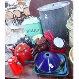 A COLLECTION OF VINTAGE COLOURED ENAMEL KITCHENALIA to include a green bread bin