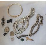 A BOHEMIAN GLASS BULLDOG CRACKER CHARM and a collection of costume jewellery