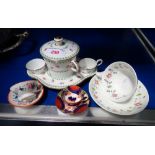 A SMALL COLLECTION OF EARLY 20TH CENTURY PORCELAIN, INCLUDING A TREMBLEUSE TEA SET FOR ONE