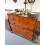 A VICTORIAN MAHOGANY CHEST OF DRAWERS