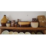 A COLLECTION OF EARTHENWARE JUGS AND DISHES