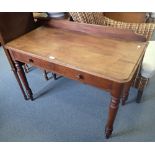 AN EARLY VICTORIAN MAHOGANY SIDE TABLE