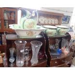 AN EDWARDIAN TOILET SET and a collection of glassware