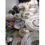 A COLLECTION OF DECORATIVE CERAMICS