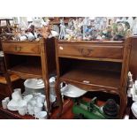 A PAIR OF FRENCH WALNUT BEDSIDE CABINETS