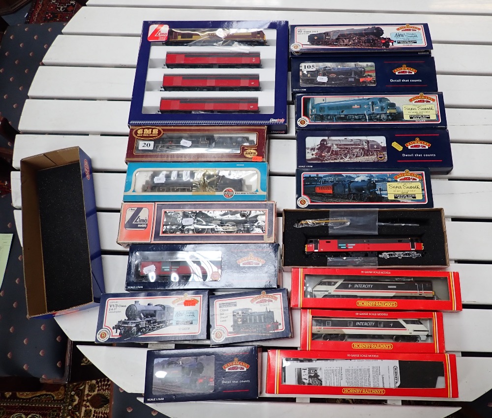 A COLLECTION OF 00 GAUGE LOCOMOTIVES to include, Airfix, Bachmann and Lima (boxed) - Image 2 of 2