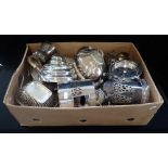 A COLLECTION OF SILVER PLATE, to include an openwork Sheffield plated basket