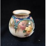 A ROYAL WORCESTER 'HADLEY WARE' POT, 8cm high