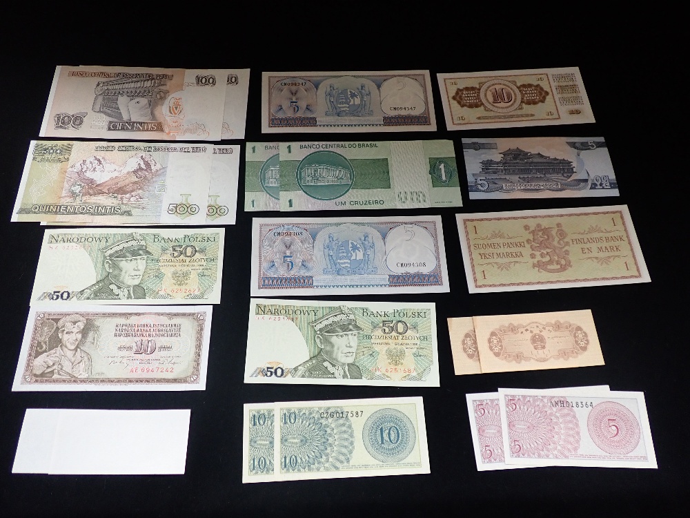 A COLLECTION OF WORLD BANK NOTES, to include a one cent " Government of Hongkong" bank note - Image 2 of 2