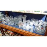 A QUANTITY OF GLASSWARE