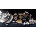 A COLLECTION OF SILVER PLATE, to include a fox head stirrup cup