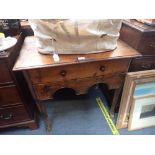 A 17TH/EARLY 18TH CENTURY PINE LOWBOY