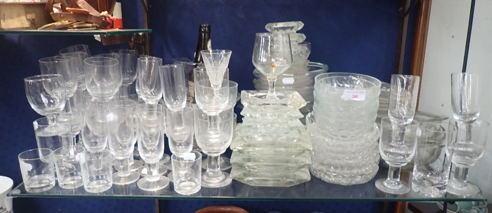 A COLLECTION OF GLASSWARE