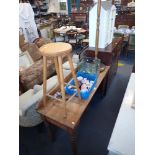 A VICTORIAN OAK HALL TABLE