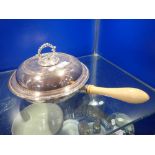 A 19TH CENTURY SILVER PLATED SERVING DISH,
