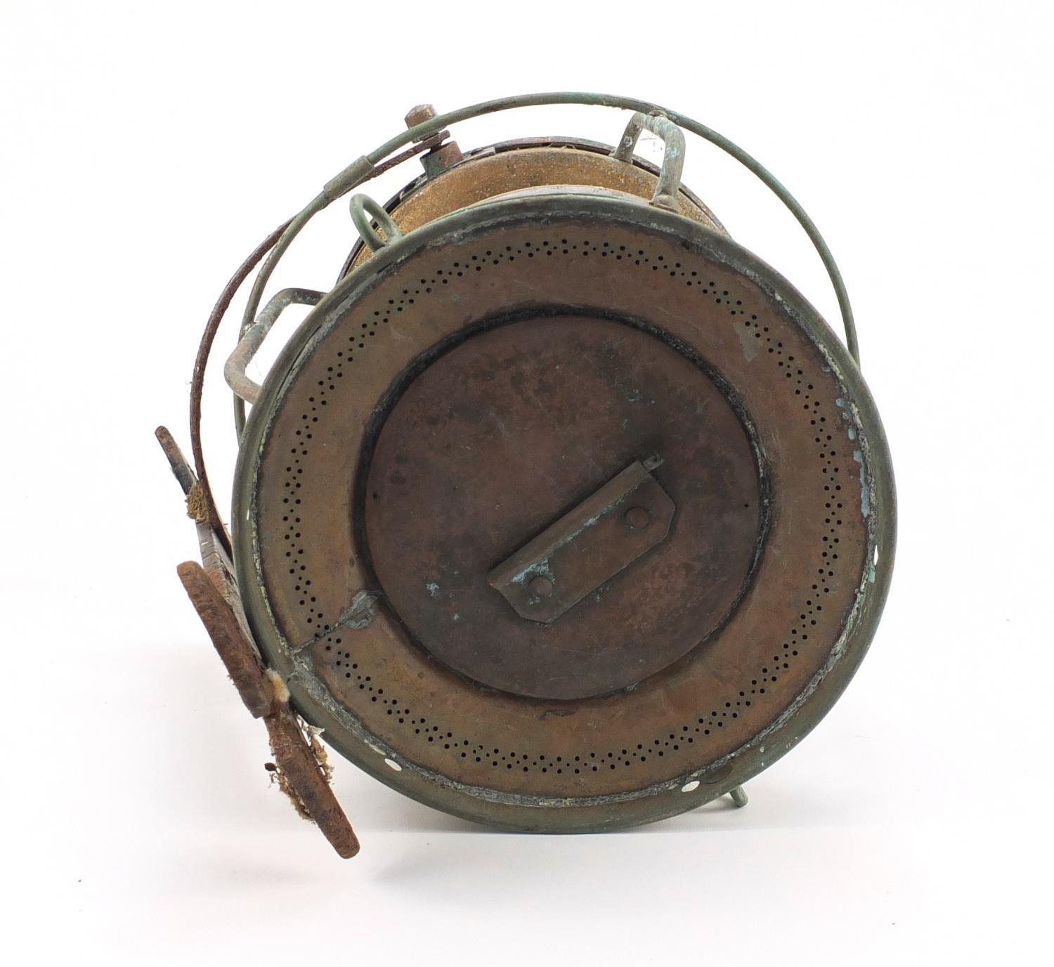 Copper and brass ship's lantern, with Clarke and Son Cowes plauqe, 39cm high : For Further Condition - Image 4 of 4